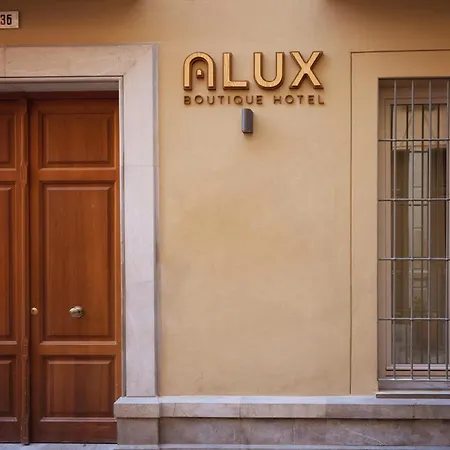 Alux Boutique Hotel 2*